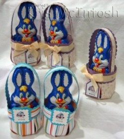 easter-baskets-with-bunnies